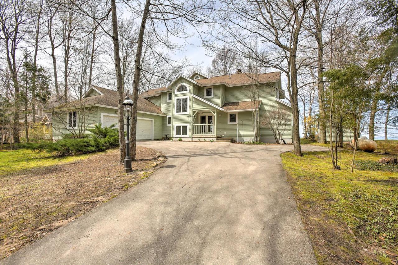 Gorgeous Charlevoix Home On Lake Michigan! Ellsworth 외부 사진