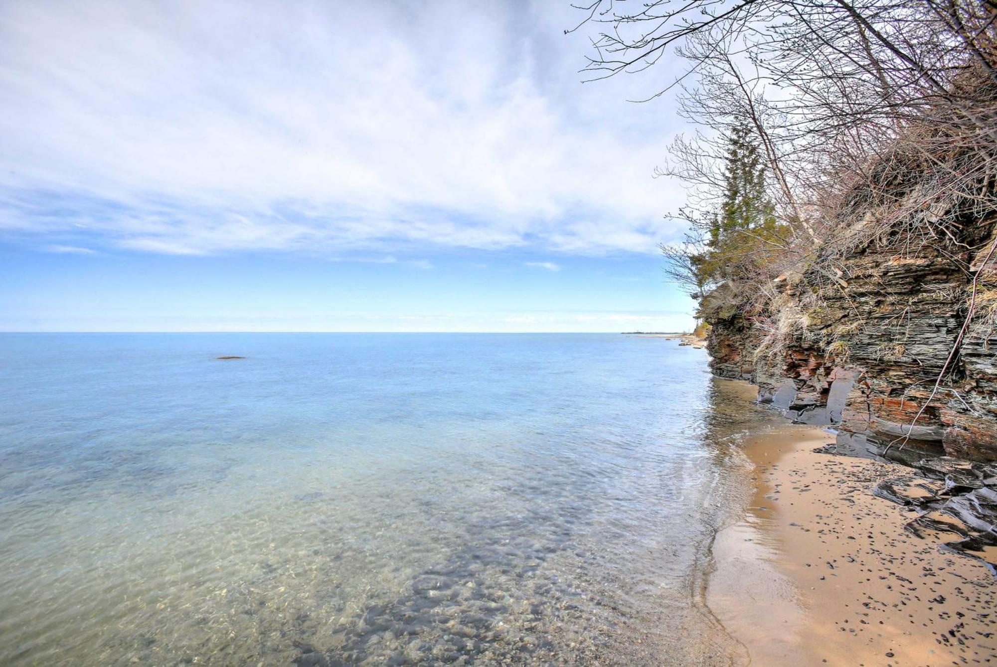 Gorgeous Charlevoix Home On Lake Michigan! Ellsworth 외부 사진